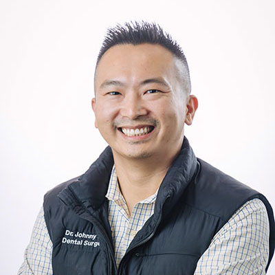 Dr Johnny Hua